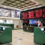 300 سهم همچنان در صف فروش قفل هستند