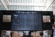 ساعت معاملات و دامنه نوسان، افزایش یابد